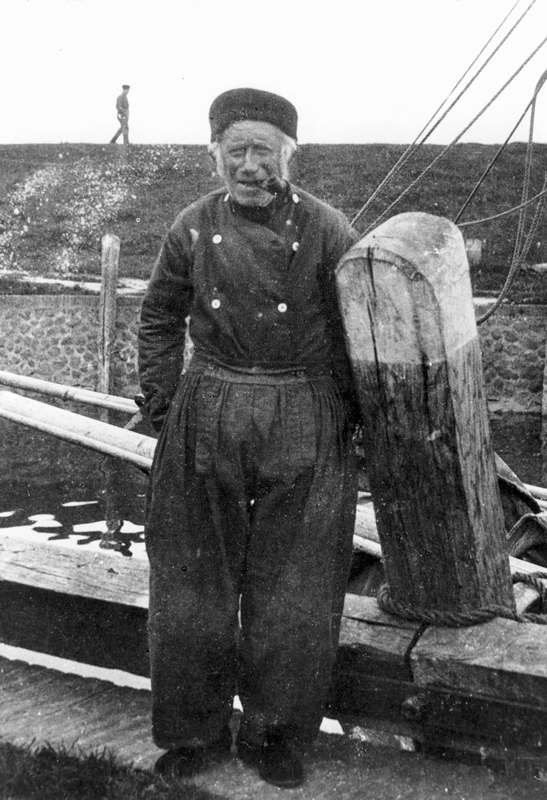Thijmen Alberts Klappe aan de haven rond 1900