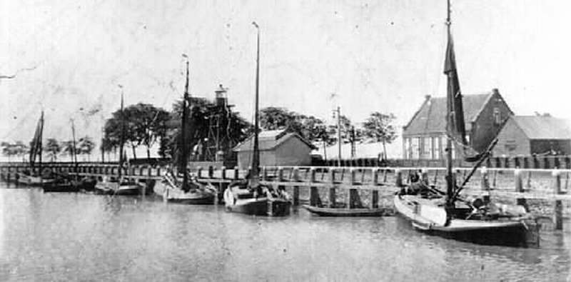 De haven van Emmeloord, nog lang in gebruik als schuilhaven