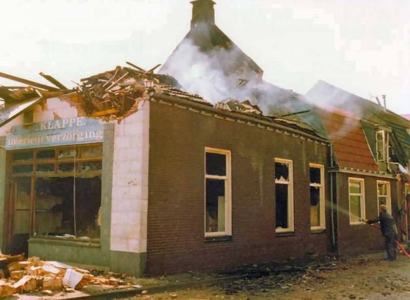 Brand meubelzaak Klappe in 1979